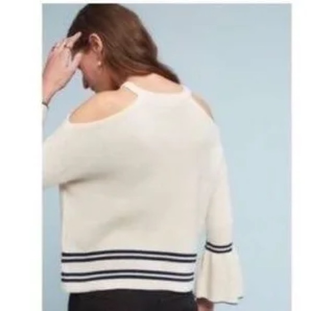 Anthropologie Knitted and Knotted • Cut Out Shoulder Sweater - Picture 3 of 9
